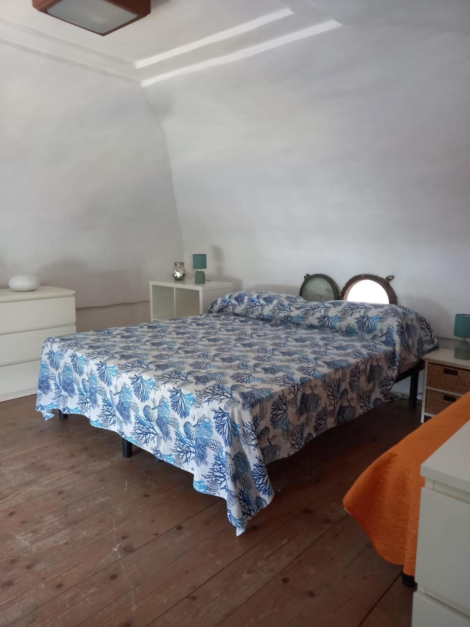 ホテル La Casa Sugli Archi ポンツァ エクステリア 写真